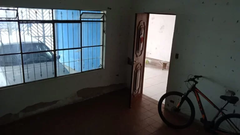 Imagem Sobrado com 3 dormitórios à venda, 359 m² por R$ 600.000,00 - Calmon Viana - Poá/SP