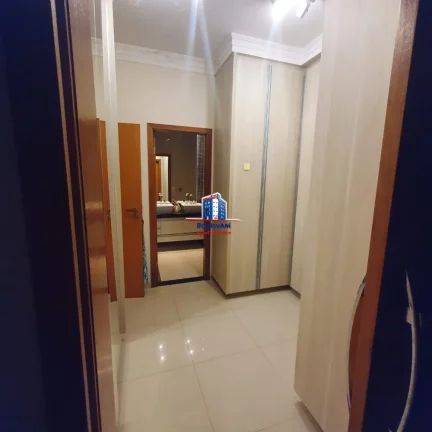 Imagem Casa no Village Damha II com 3 suítes e piscina