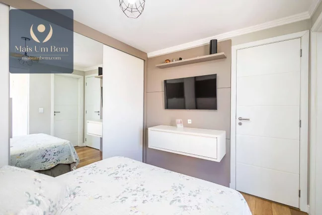 Imagem Apartamento com 2 quartos (1 suíte) à venda por R$ 555.000 - Novo Mundo - Curitiba/PR