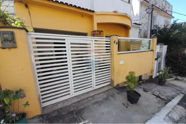 Imagem Casa em Vila Valqueire com 3 quartos e piscina em condomínio fechado