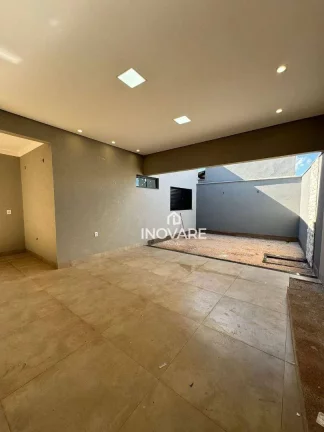 Imagem Casa com 3 dormitórios à venda, 196 m² por R$ 680.000 - Setor Santos Dumont - Itumbiara/GO