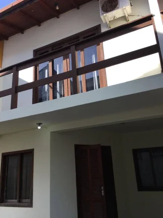 Imagem Sobrado Duplex Geminado Mobiliado à Venda nos Ingleses, Florianópolis