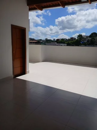 Imagem Alugo apto no 3º andar com cobertura