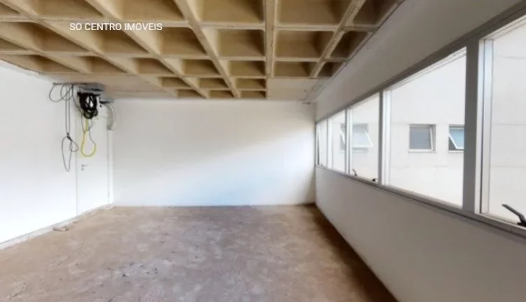 Imagem Excelente oportunidade de investimento em sala/conjunto à venda na Avenida Professor Mário Werneck...