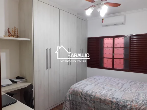 Imagem CASA À VENDA COM 3 DORMITÓRIOS, SENDO 1 SUÍTE/CLOSET NA VILA TRUJILLO, SOROCABA-SP