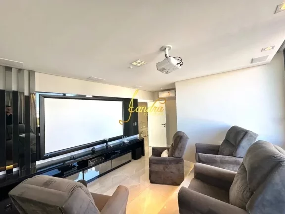 Imagem Sobrado finamente mobiliado e decorado