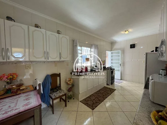 Imagem Casa Ampla com 3 Dormitórios à Venda no Cidade Jardim II - Jundiaí-SP