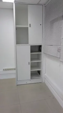 Imagem ÓTIMA SALA COMERCIAL MEDINDO 231M² NO CORAÇÃO DO CENTRO DO RIO - RJ