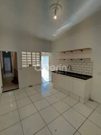 Imagem CASA À VENDA - PARQUE DOURADINHO