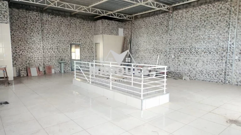 Imagem Salão sobreloja com 120m², amplo e bem localizado