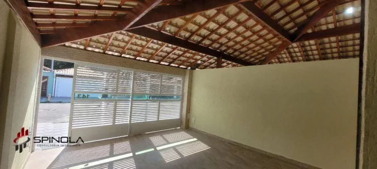 Imagem Casa com 2 dormitórios à venda, 110 m² por R$ 585.000,00 - Maracanã - Praia Grande/SP