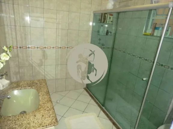 Imagem OPORTUNIDADE! CASA TÉRREA TOTALMENTE REFORMADA, MODERNIZADA, REPLETADE ARMÁRIOS EMBUTIDOS NOVOS, T...