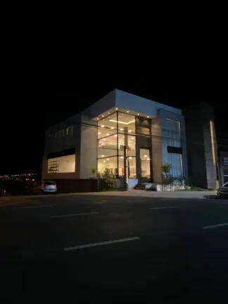 Imagem Prédio Comercial de Alto Padrão para Locação em Votorantim-SP, Parque Bela Vista: 2 Salas, 3 Banheiros, 10 Vagas, 724 m².