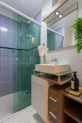 Imagem Apartamento 51M² Reformado, 2Q, 1 Banheiro.