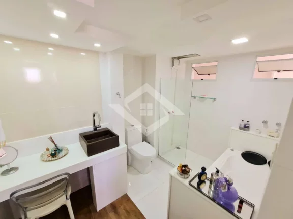 Imagem Mansão à Venda em Pendotiba Niterói com 4 Quartos