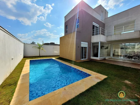 Imagem Casa moderna com 3 suítes, piscina, planejados na casa toda, em condomínio