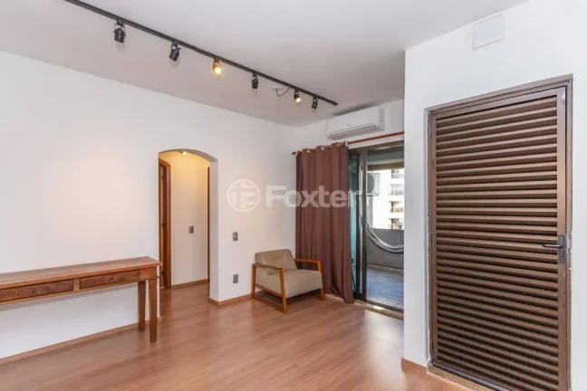 Imagem Oportunidade !! Apartamento Moema com localização privilegiada.