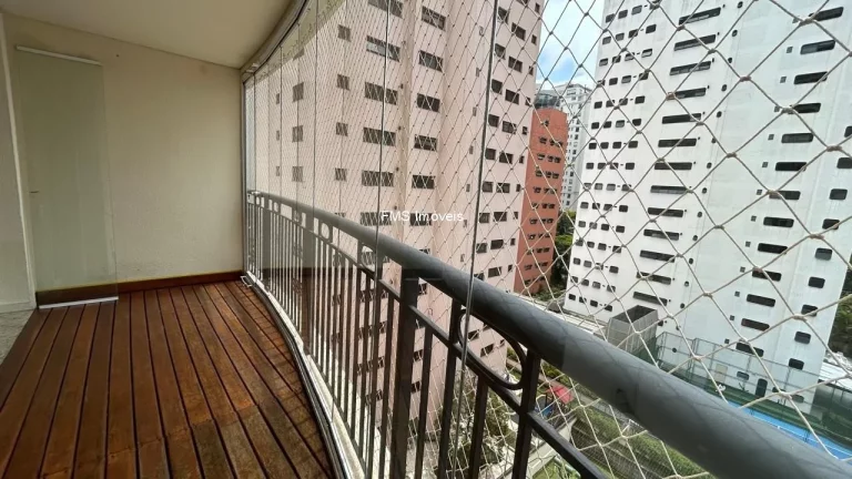 Imagem Apartamento para locação em Moema com 2 quartos, 1 suíte e 2 vagas de garagem