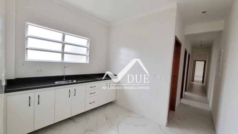 Imagem Casa Sobreposta com 3 dormitórios à venda, 115 m² por R$ 850.000 - Embaré - Santos/SP
