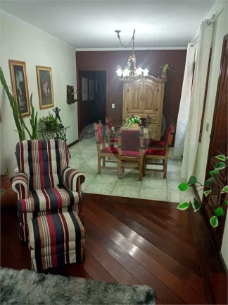 Imagem Sobrado à venda com 3 quartos em Morumbi, São Paulo - SP
