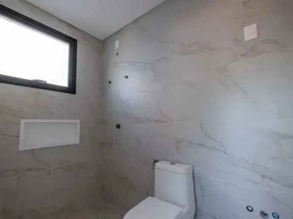 Imagem Casa com 4 dormitórios sendo 3 suítes e 2 vagas - Rio Tavares, Florianópolis/SC