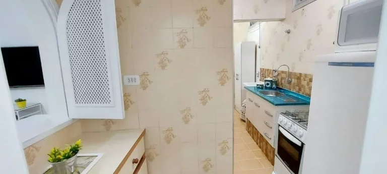 Imagem Apartamento com 2 dormitórios à venda, 52 m²- Pitangueiras - Guarujá/SP