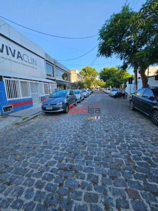 Imagem Casa com 7 dormitórios à venda, 258 m² por R$ 1.500.000 - Centro - Cabo Frio/RJ