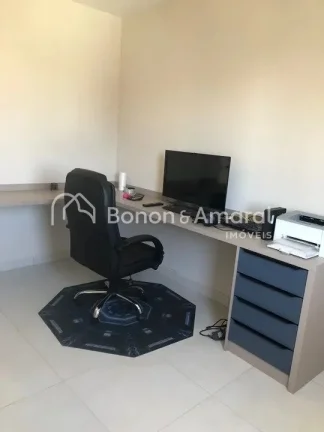Imagem Lindo apartamento à venda no Edifício Residencial Plaza Cambuí em Campinas - SP

Conta com sala d...