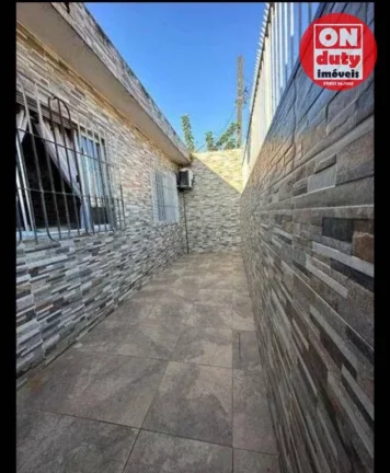 Imagem Casa com 3 dormitórios à venda, 120 m² por R$ 375.000,00 - Parque Bitaru - São Vicente/SP
