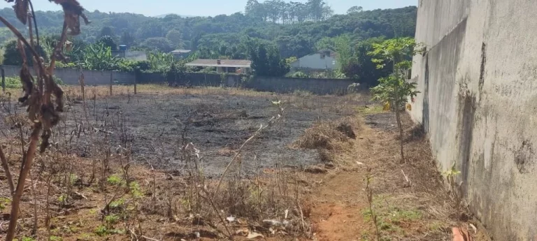 Imagem Terreno à venda, 1000 m² por R$ 350.000,00 - Chácaras Ceres - Suzano/SP