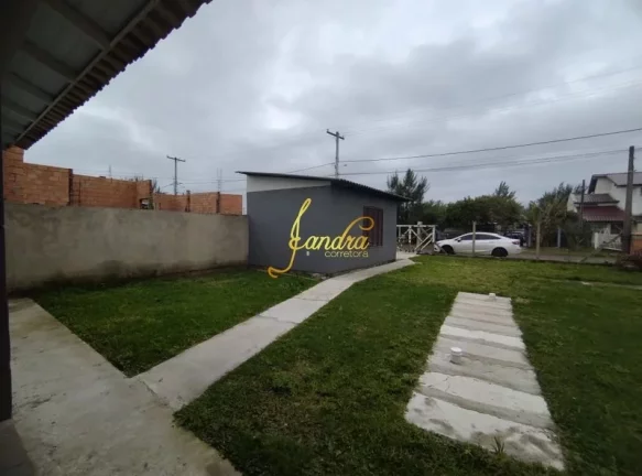 Imagem Casa Capão Novo 03 qdas mar 2 dormitórios garagem fechada