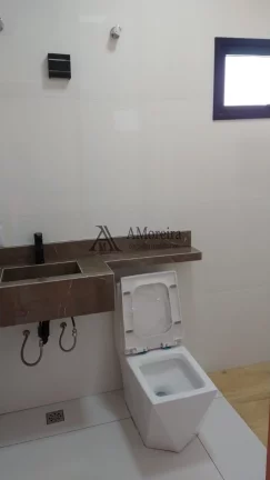 Imagem Casa em Condomínio à Venda em Jundiaí-SP, Bairro Villaggio Di San Francisco: 3 Quartos, 2 Suítes, 2 Salas, 4 Banheiros, 2 Vagas, 236,39 m².