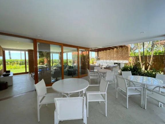 Imagem Casa única na Riviera de São Lourenço: Módulo 5: 6 quartos, 6 suítes. Pé na areia frontal, vista para o mar e amplo espaço gourmet.