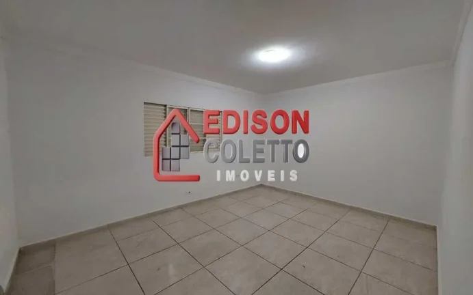 Imagem Charmosa casa reformada a venda em Santa Terezinha, Piracicaba!