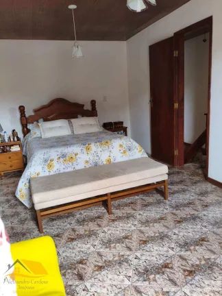 Imagem Casa à venda em Nova Friburgo, Nova Suíça, com 3 quartos, 128m2