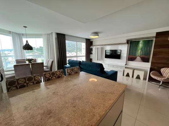 Imagem Apartamento mobiliado com 3 suítes e 2 vagas - Na Av. Central em Balneário Camboriú/SC