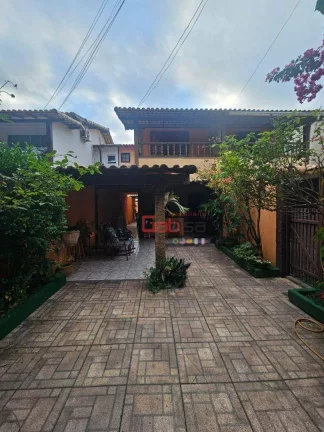 Imagem Casa com 3 dormitórios à venda, 195 m² por R$ 680.000,00 - Palmeiras - Cabo Frio/RJ