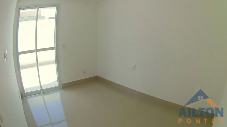 Imagem Apartamento Casa com 2 Quartos na Quadra do Mar na Praia do Morro - Guarapari/ES