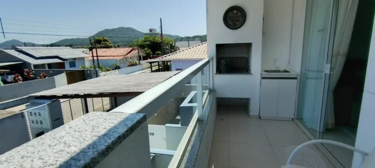 Imagem ALUGUEL Anual de apartamento semi-mobiliado com 2 dormitórios no Bairro Gravatá em Navegantes -SC com a Adriano Carpes Imóveis