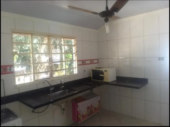 Imagem Casa disponível para venda e locação no bairro Anhumas.Conta 03 dormitórios, um banheiro social,...