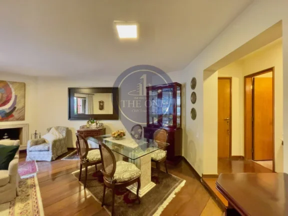 Imagem Imperdível! Apartamento de 4 quartos e 2 suítes em Moema, São Paulo - SP, com 142m² - Agende sua visita agora!