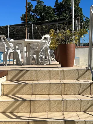 Imagem Casa 4 quartos Sambaqui