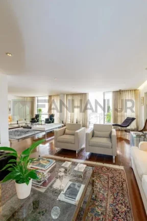 Imagem Luxuoso apartamento de 3 quartos e 3 suítes no coração do Jardim Paulista, São Paulo-SP: 346m², 3 salas e 2 vagas de garagem!