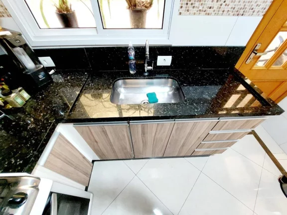 Imagem Sobrado com 2 dormitórios para alugar, 60 m² por R$ 3.135/mês - Utinga - Santo André/SP