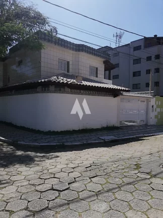 Imagem Casa Sobrado 4 dormitórios á venda em Praia Grande
