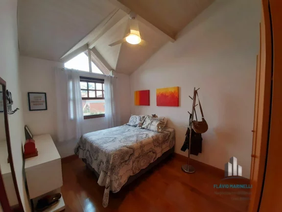 Imagem Alphaville 6 Casa de 259m² com 3 Dorms sendo 1 Suíte e 2 Vagas de Garagem