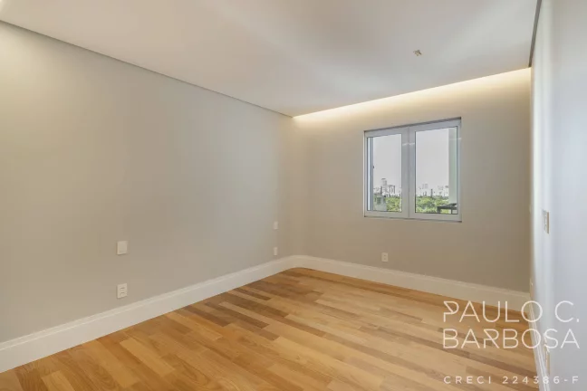 Imagem Jardim América Venda - 3 Suítes - 3 Vagas - 270m² - Reformado
