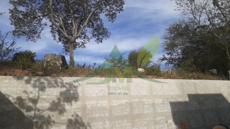 Imagem Linda chácara nova à venda dentro de Condomínio localizada em Piracaia