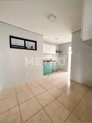 Imagem Apartamento para locação no Edifício Porto Realeza com 3 quartos, PETROLINA - PE