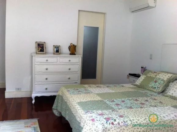 Imagem CASA DE ALTO PADRÃO com manutenção impecável, com área de lazer incrível!!!